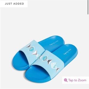 Vera Bradley blue fish slides NWT
